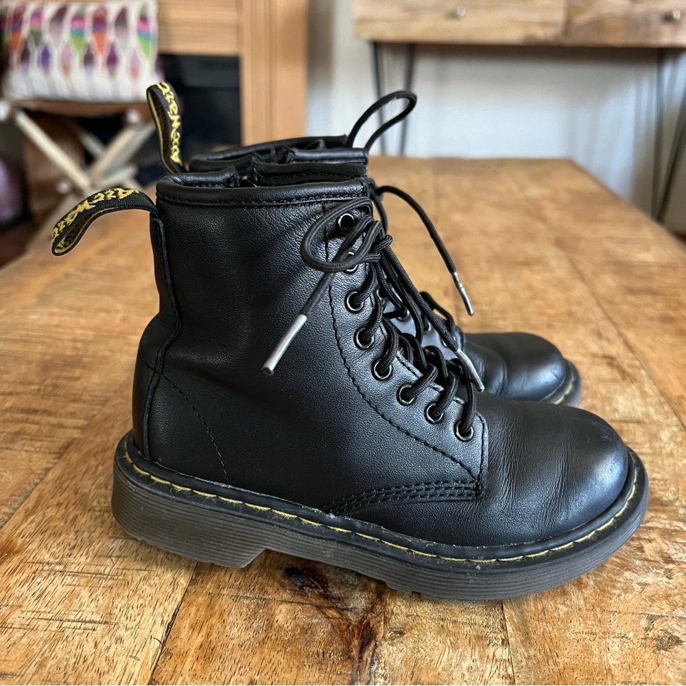 Dr. Martens Delaney Black Leather Boots Size 12